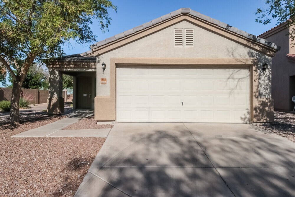 432 S Sabrina in Mesa, AZ - Building Photo