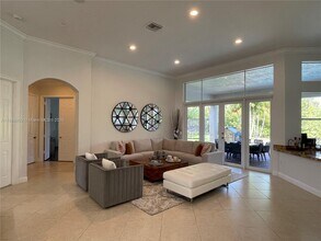 15001 SW 33rd St in Davie, FL - Building Photo - Building Photo
