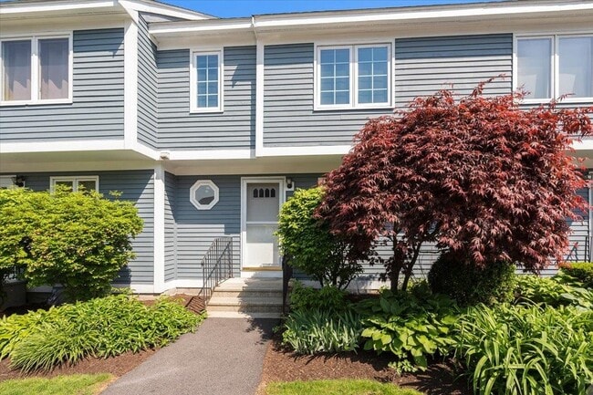 7 Swift Ln in Merrimack, NH - Building Photo - Building Photo