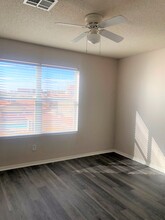 Cedar Oak Townhomes in El Paso, TX - Building Photo - Building Photo