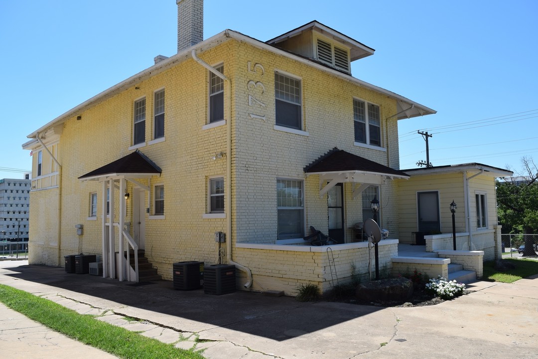 1735 S Cheyenne Ave in Tulsa, OK - Building Photo