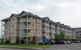 Kirkness Park Apartments in Edmonton, AB - Building Photo