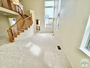 318 Cerro Dr in Daly City, CA - Building Photo - Building Photo