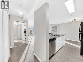 40 Adams Ln in Lasalle, ON - Building Photo - Building Photo