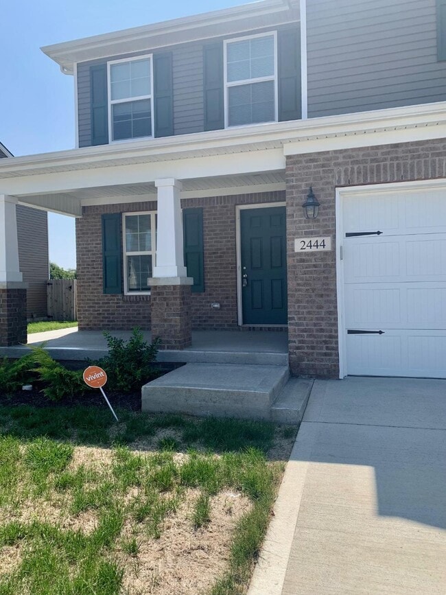 2444 Feathersound Wy in Lexington, KY - Building Photo - Building Photo