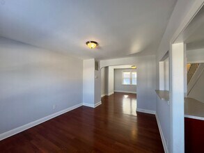 902 Andover Rd in Baltimore, MD - Building Photo - Building Photo