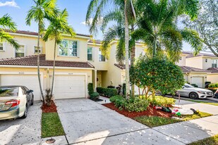 8024 Briantea Dr in Boynton Beach, FL - Building Photo