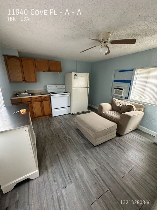 11840 Cove Pl in Boca Raton, FL - Building Photo - Building Photo