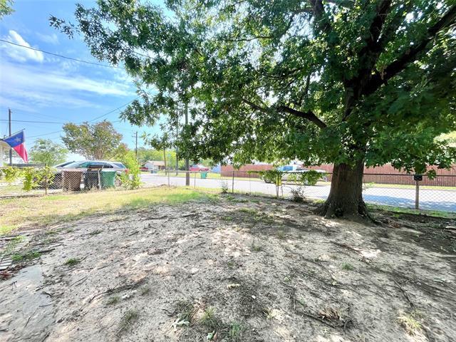 1813 Wayne St in Denton, TX - Building Photo - Building Photo