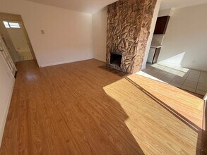 12235 Pacific Ave, Unit 107 in Los Angeles, CA - Building Photo - Building Photo