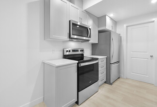 3030-3169 169 St SW in Edmonton, AB - Building Photo - Building Photo