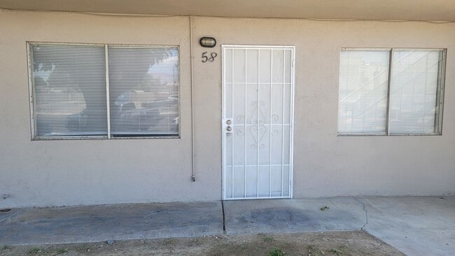 312 Orland St in Las Vegas, NV - Building Photo - Building Photo