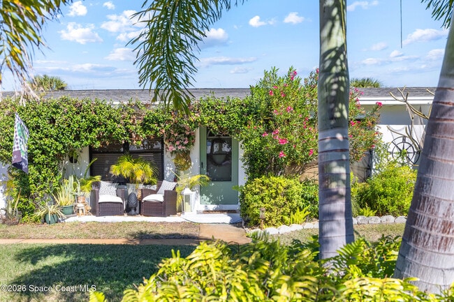 229 NE 1st St in Satellite Beach, FL - Building Photo - Building Photo