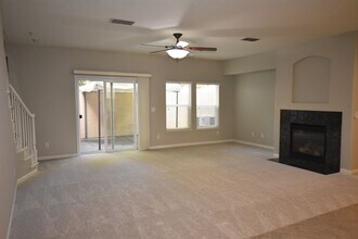 3301 N Park Dr in Sacramento, CA - Building Photo - Building Photo