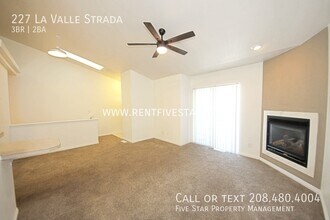 227 La Valle Strada in Pocatello, ID - Building Photo - Building Photo