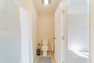 1738 Rutland Dr in Austin, TX - Building Photo - Building Photo