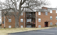 Berry Lane Apartments in Milford, OH - Foto de edificio - Building Photo