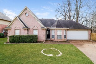5591 Autumn Valley Dr in Memphis, TN - Building Photo