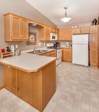 1019 35th Ave S in Moorhead, MN - Building Photo - Building Photo