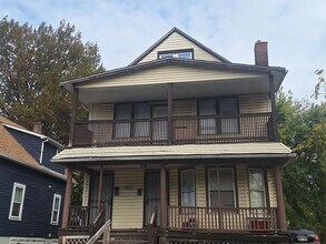 3255 E 130th St in Cleveland, OH - Building Photo - Building Photo