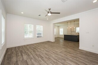 2910 Wilhurt Ave in Dallas, TX - Building Photo - Building Photo