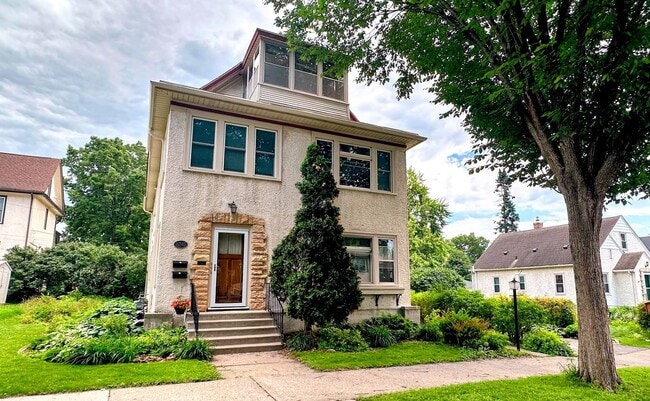 property at 2245 Ulysses St NE