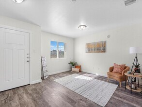 12603 Telge Rd, Unit 17-E in Cypress, TX - Foto de edificio - Building Photo