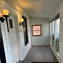 105 Hazelhurst Ave in Albany, NY - Building Photo - Building Photo