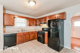6076 Cherokee Valley Ln in Lithonia, GA - Building Photo - Building Photo
