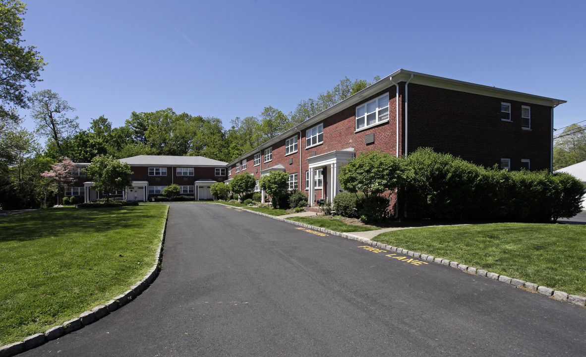 Millburn Mews in Millburn, NJ - Building Photo