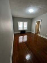 49 Troup St in Rochester, NY - Foto de edificio - Building Photo
