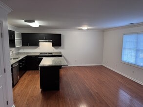 46 Park Pl, Unit 2 in Branford, CT - Building Photo - Building Photo