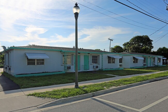 3214-3218 Georgia Ave in West Palm Beach, FL - Building Photo - Building Photo