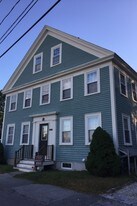 15 Pleasant St, Unit 2 in Exeter, NH - Building Photo