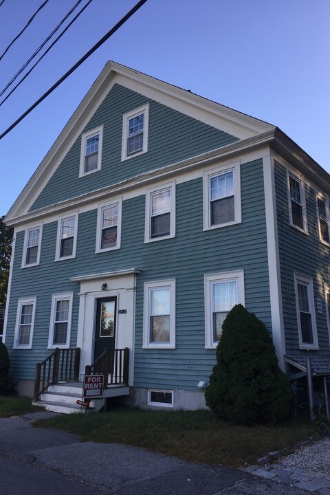 15 Pleasant St in Exeter, NH - Foto de edificio