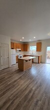 18549 SW Takena Ct in Beaverton, OR - Building Photo - Building Photo