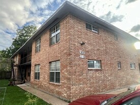 3010 Oakdale St in Houston, TX - Building Photo