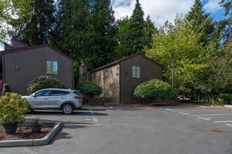 Cedar Mills in Kirkland, WA - Building Photo - Building Photo