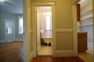 11 Royce Rd, Unit 22 in Boston, MA - Building Photo