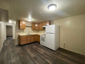 805 6th St in Cheney, WA - Building Photo - Building Photo