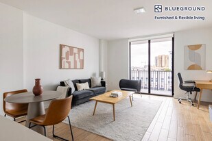 1501 SW 37th Ave, Unit SI FL6-ID128 in Miami, FL - Building Photo