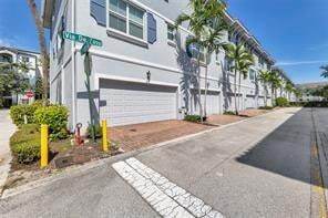 1295 Vía De Fossi in Boynton Beach, FL - Building Photo - Building Photo