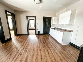 853 N Goodman St in Rochester, NY - Building Photo - Building Photo