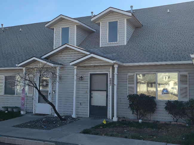 391 Sunnyside Cir in Grand Junction, CO - Building Photo - Building Photo