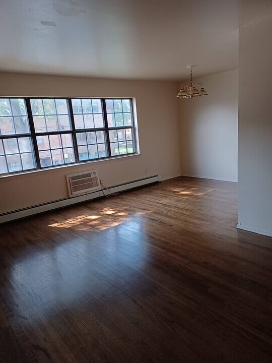 156-50-156-78 78th St in Queens, NY - Building Photo