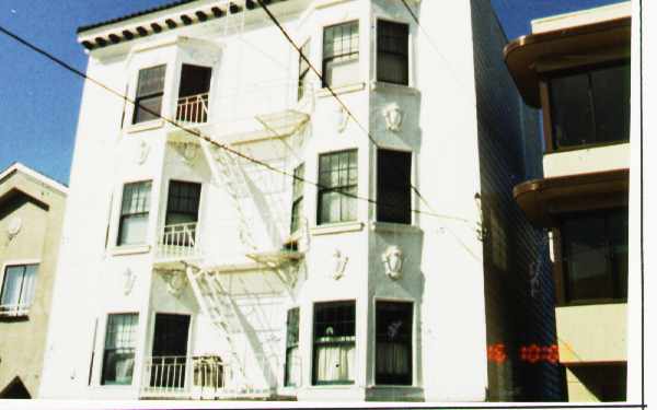 745 43rd Ave in San Francisco, CA - Foto de edificio - Building Photo