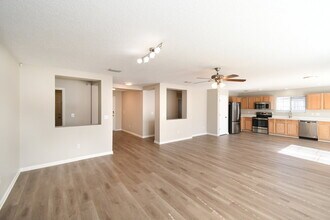 7157 Beekman Lake Dr in Jacksonville, FL - Building Photo - Building Photo