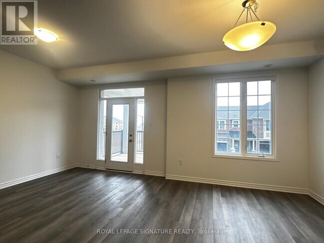 1259 Lily Cres in Milton, ON - Building Photo - Building Photo