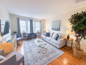 90 Kilsyth Rd, Unit 37 in Boston, MA - Building Photo - Building Photo