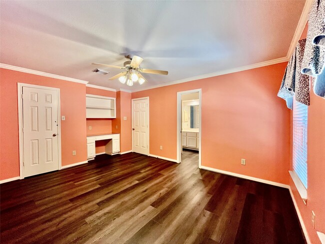 3823 Elkins Rd in Sugar Land, TX - Building Photo - Building Photo